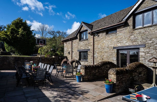 Trebarried Mill C17th- Something for Everyone - Perfect for Groups and Families