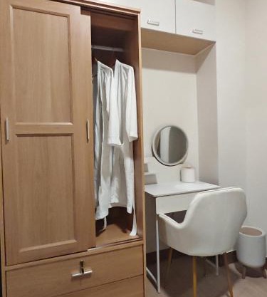 Trees Residence - The Pristine Staycation Suite