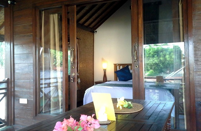 Treetop King Room with garden view