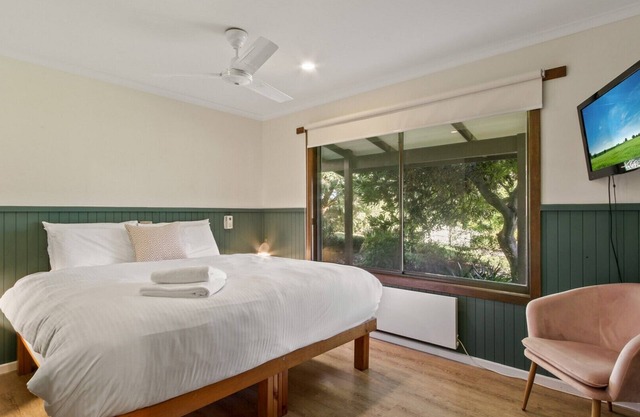 Treetop Retreat House - Metung