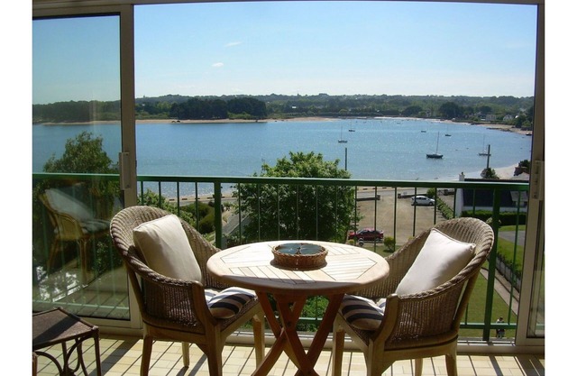 Trégastel, Pink Granite Coast - Apartment SEA ANEMONE*with panoramic sea view