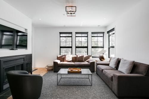 Tremblant-Les-Eaux Le Contemporain by Gestion ELITE