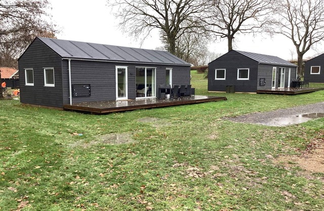 Trenching holiday home in Karrebaeksminde