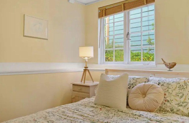 Trendy and Cozy 1 Brm Garden Suite in Grandview-Woodland