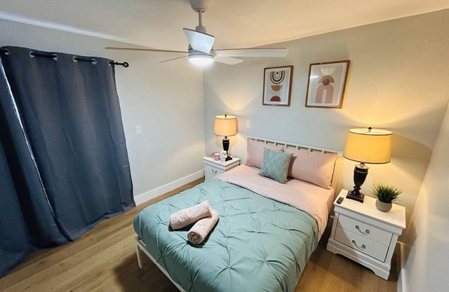 Trendy & Central 2 Bedroom Apt