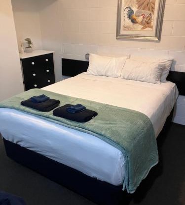 Trentham Motel