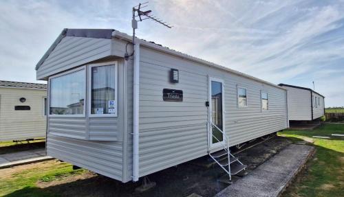 Trieste 6 Berth Caravan, Seasalter