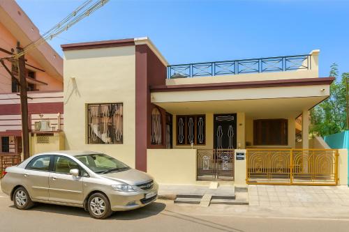 Trinetra Homestays