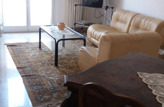 Trinitapoli-Margherita di Savoia: two three-room apartments