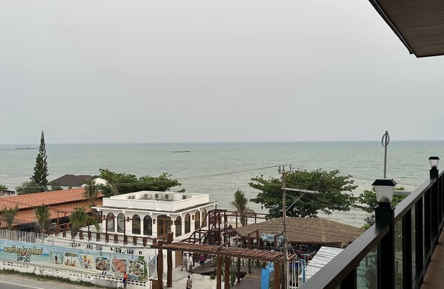 Triple O Phala Beach