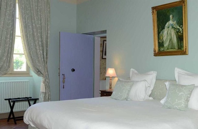 Triple room-Ensuite with Bath-Garden view