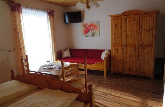 Triple Room - Organic Farm Vordergrubenbach