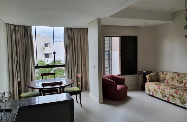 Triplex apartment, on the second block from the beach, in the center of Canasvieiras
