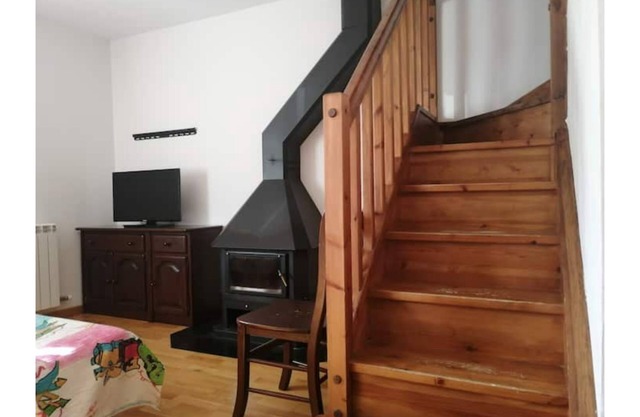 Triplex with fireplace and balcony Erta 4