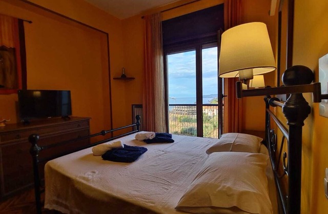Tropea Holiday Home