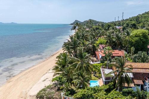 Tropical Beachfront 4 Bdr Pool Villa - KBR24