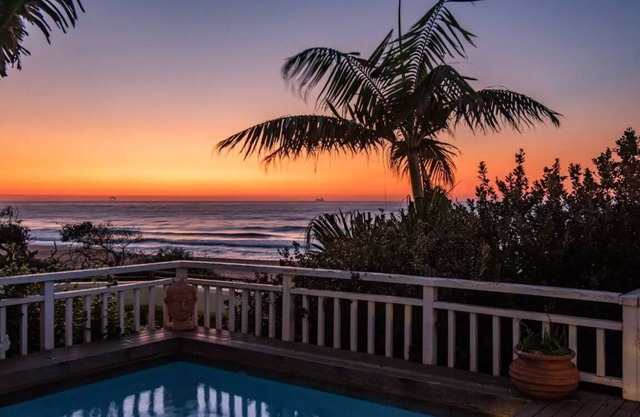 Tropical beachfront villa in Umdloti - Endless summers