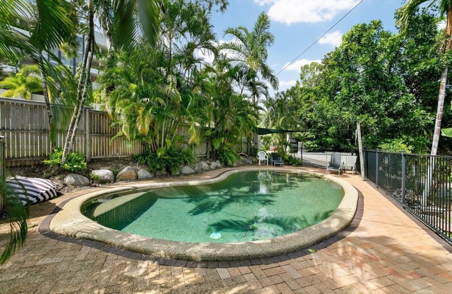 Tropical Cove at Trinity Beach with Lagoon Pool