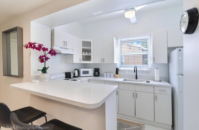 🌞Tropical resort condo in center of Hollywood, FL.🌞