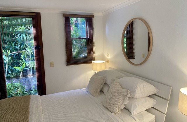 Tropical retreat – Entire guesthouse in Mona Vale