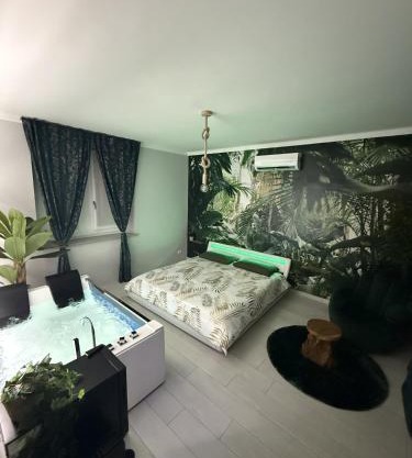 TROPICAL RHAPSODY - Jacuzzi & King Size a Torino Centro
