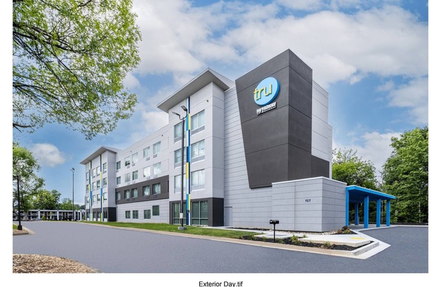 Tru By Hilton Commerce