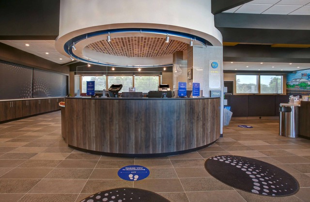 Tru by Hilton Grand Prairie