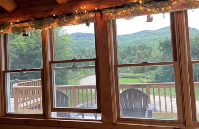 True Log Cabin in the White Mountains