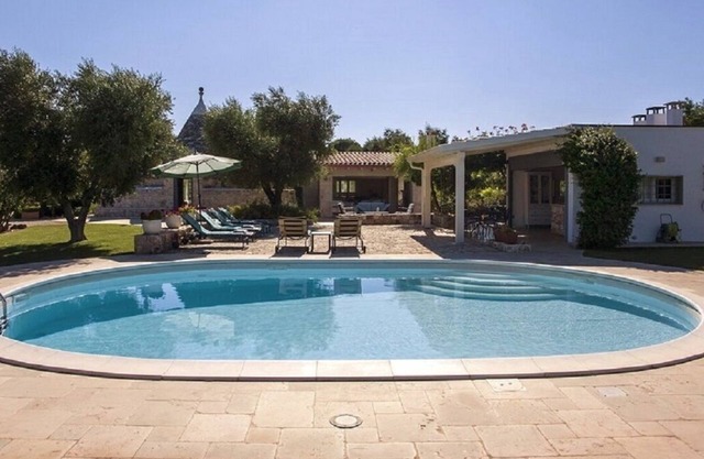 Trulli Stella - Rare & Immaculate with unique outdoor kitchen (3 Bed, 2 bath)