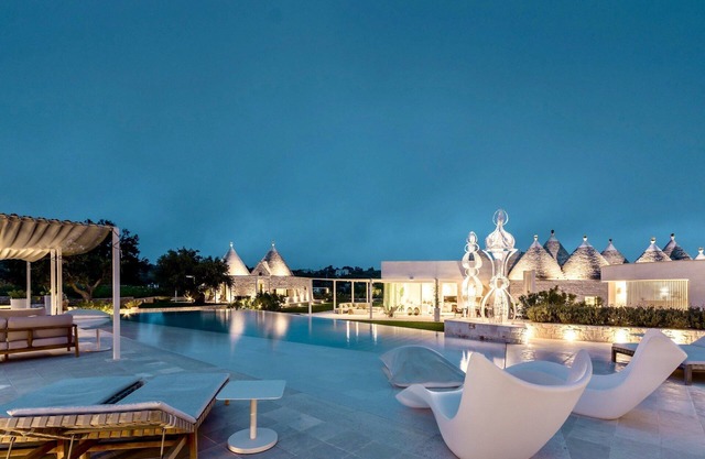 TRULLO IDILIA - Six Bedroom Villa, Sleeps 12