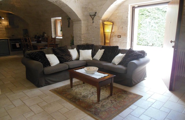 Trullo Villa With Large Private Pool, Beautiful Gardens, In A Charming Setting