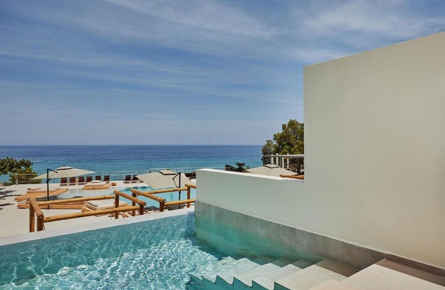 Tsamis Zante Suites