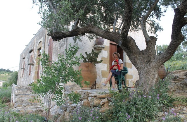 tsikalaria stone house
