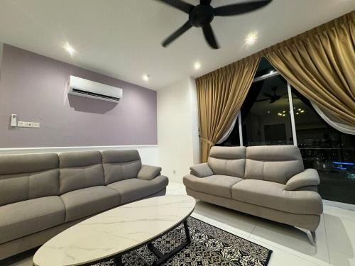 TT3 Soho 13A-7 at 5 pax Kuching