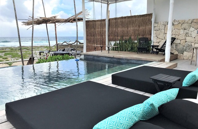 Tulum Villa Kiin - Views, Rooftop Jacuzi, Pools + Daily Cleaning