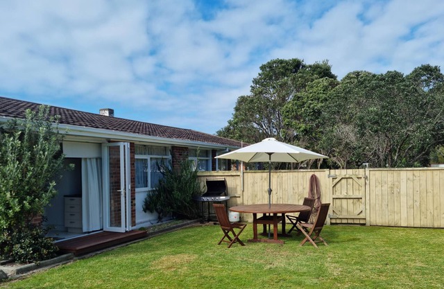 Turf n Surf - Ruakaka Holiday Home