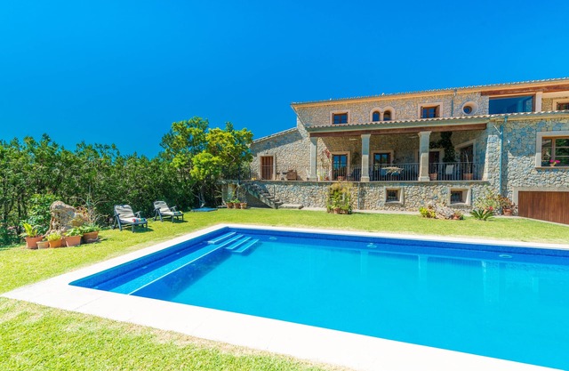 TURIXANT DALT - Villa with private pool in Mancor De La Vall. Free WiFi