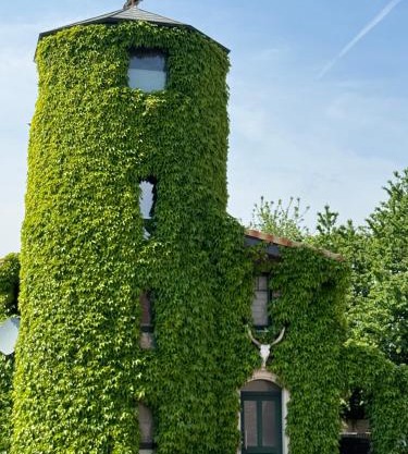Turm auf altem Bauernhof