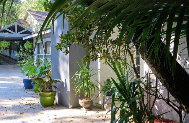 Turn-key Furnished Mid-Town Pool House/Cabana