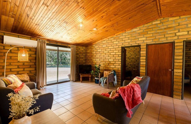 Turner Brook Country Farmstay Cottage