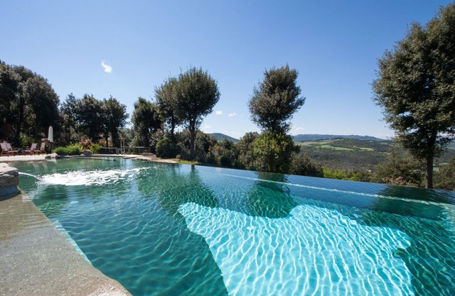 Tuscan house in an ancient village near San Gimignano - Il Fienile