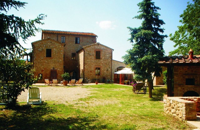 TUSCANY COUNTRY HOTEL SUITES oasis tranquilitybetween SIENA/FLORENCE