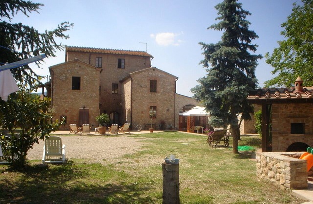 TUSCANY COUNTRY HOTEL SUITES oasis tranquilitybetween SIENA/FLORENCE