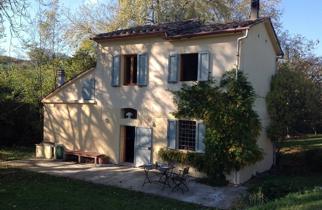 Tuscany. Country house close to major tourist centers