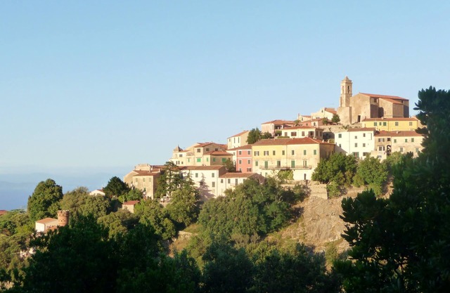 Tuscany, Elba Island, Poggio: charming house in typical village overlooking the sea