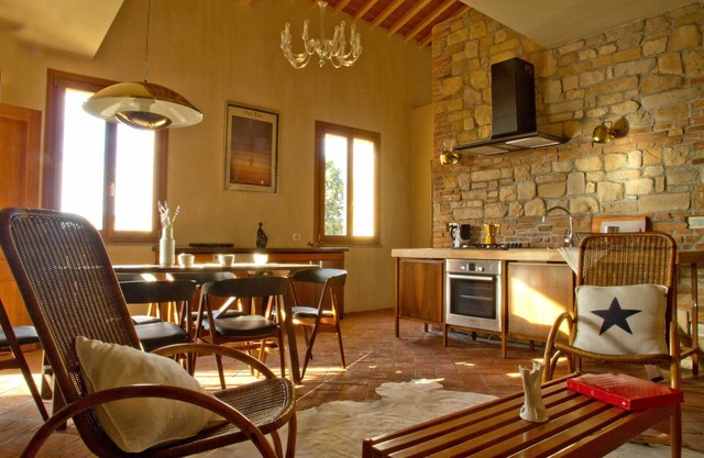 TUSCANY FOREVER RESIDENCE VILLA FAMIGLIA FIRST FLOOR APARTMENT no.4