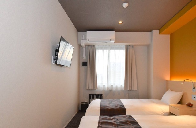 Twin Bed Rooms / Osaka Ōsaka