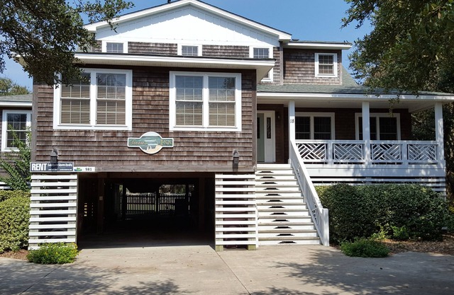 Twins Inn - Nantucket Beauty Oceanside on the OBX Southern Shores