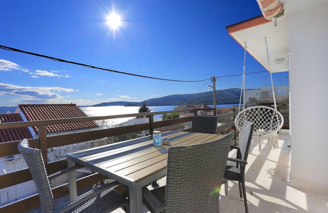 Two bedroom apartment near beach Seget Vranjica, Trogir (A-6094-a)