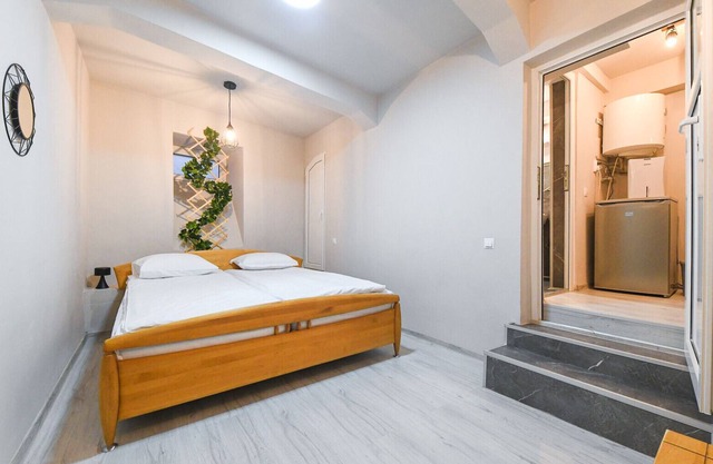 Two Bedroom Apartment in the City Center